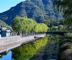 秋日峡谷浪漫，期待与您相逢